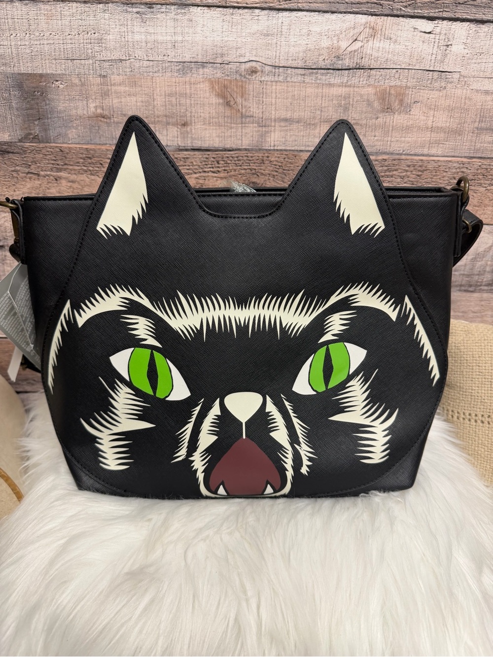 Disney Loungefly Hocus Pocus Binx Black Cat Collectable Purse
